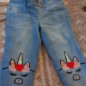 Girls size 10.. VIGOSS brand worn once